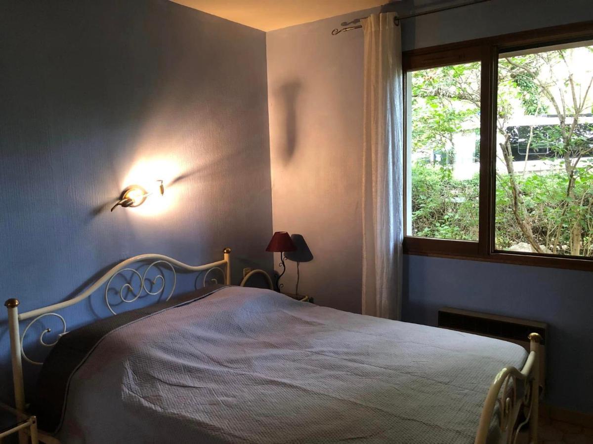 Hotel Les Persedes Lavilledieu  Εξωτερικό φωτογραφία