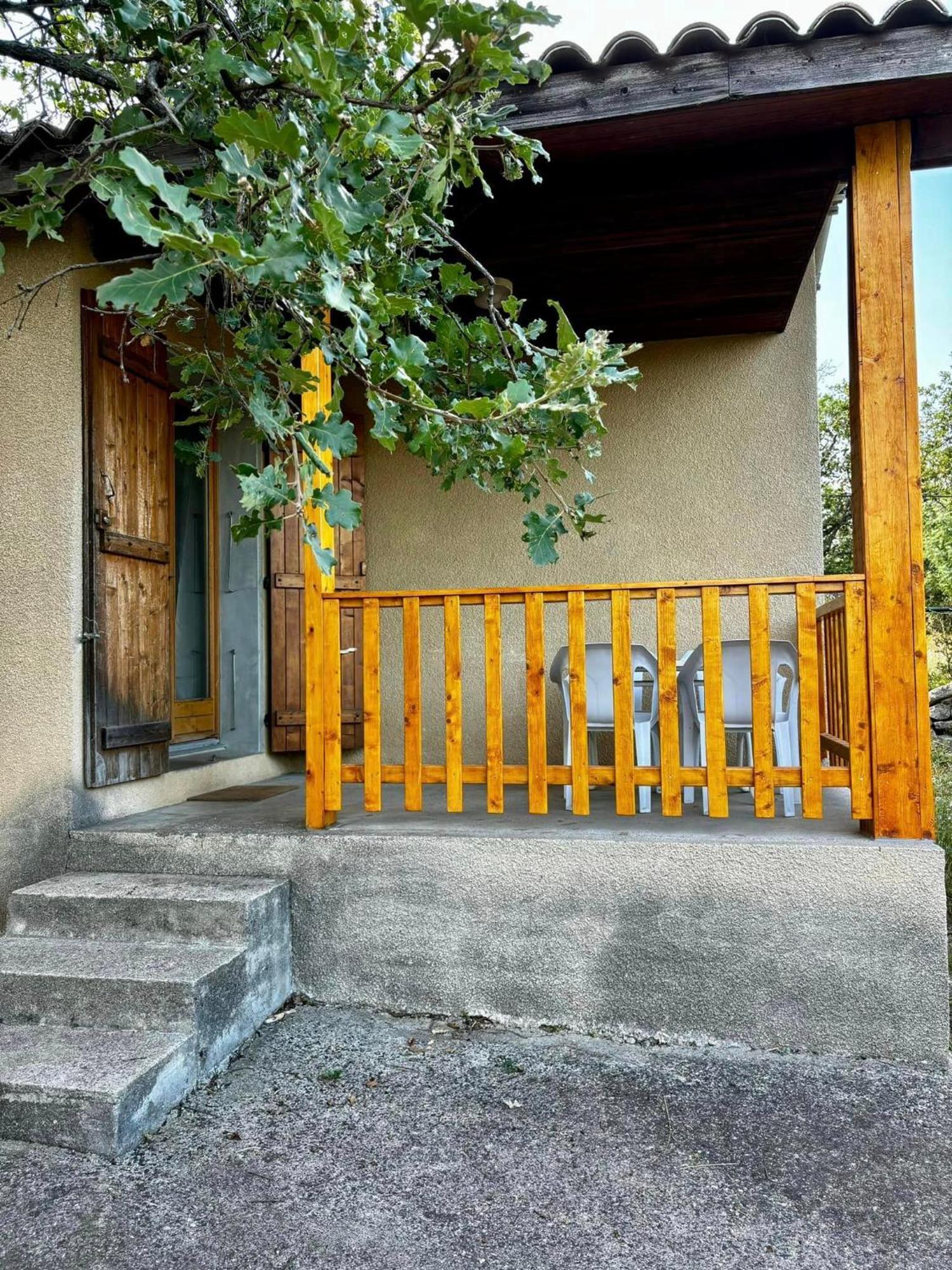 Hotel Les Persedes Lavilledieu  Εξωτερικό φωτογραφία