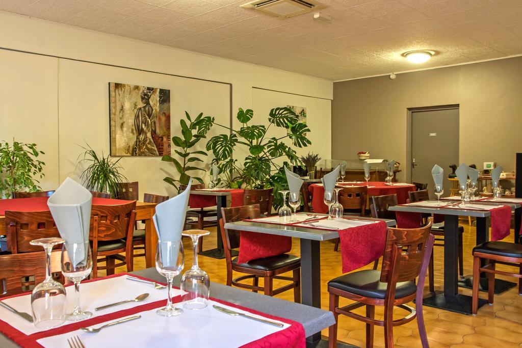 Hotel Les Persedes Lavilledieu  Εξωτερικό φωτογραφία