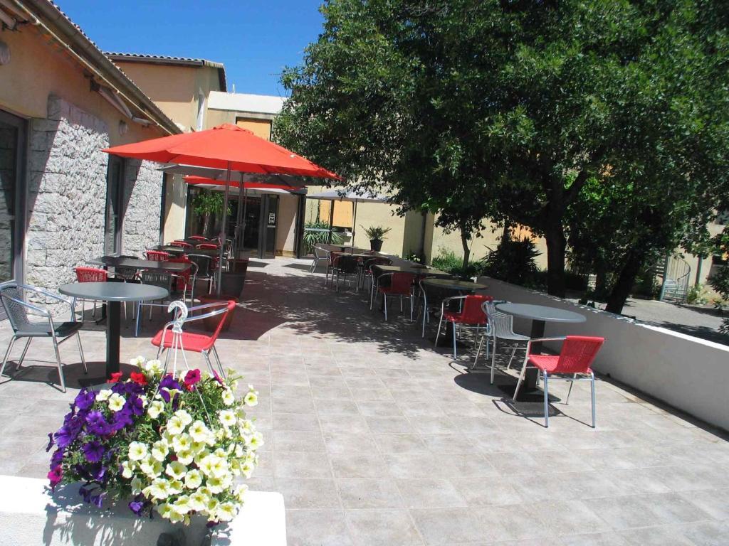 Hotel Les Persedes Lavilledieu  Εξωτερικό φωτογραφία