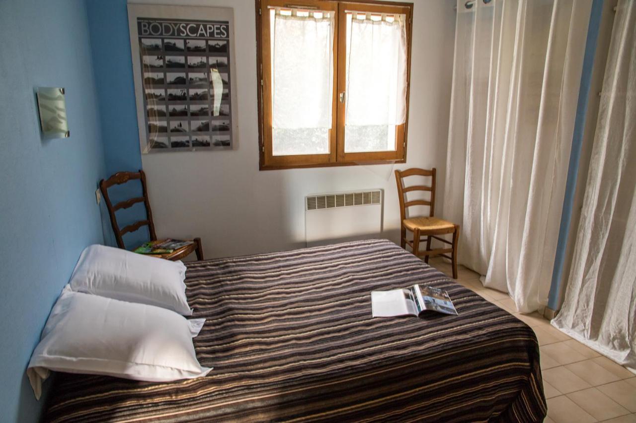 Hotel Les Persedes Lavilledieu  Εξωτερικό φωτογραφία